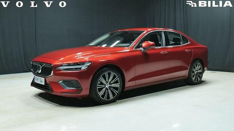 Käytetty Volvo S60 Performance 456 HP (335 kW) 2023 Punainen Sedan