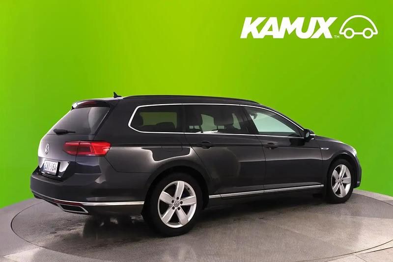 Käytetty VW Passat GTE 218 HP (160 kW) 2019 Hopea / harmaa Farmari