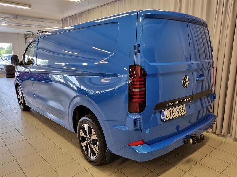 Käytetty VW Transporter 170 HP (125 kW) 2025 Sininen Van