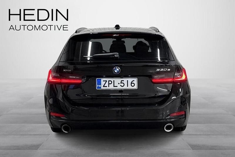 Käytetty BMW 330e 292 HP (214 kW) 2025 Farmari