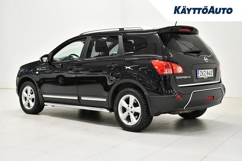 Käytetty Nissan Qashqai +2 Acenta 141 HP (103 kW) 2009 Musta Katumaasturi