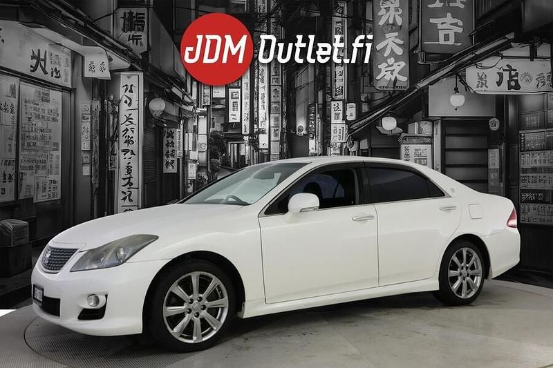 Käytetty Toyota Crown 316 HP (232 kW) 2009 Sedan