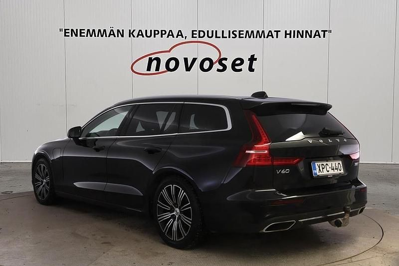 Käytetty Volvo V60 Inscription 392 HP (288 kW) 2020 Musta Farmari