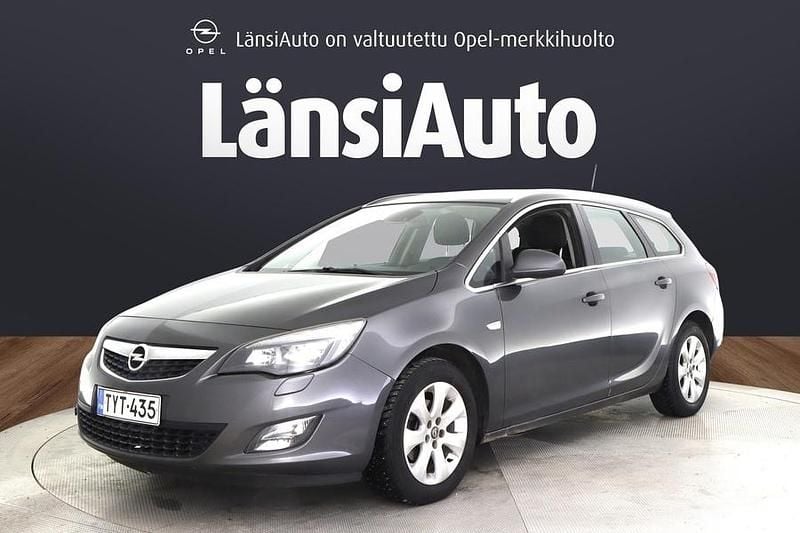 Käytetty Opel Astra Sport 140 HP (102 kW) 2012 Farmari
