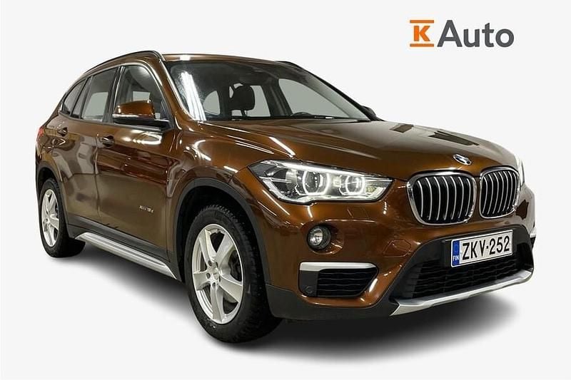 Käytetty BMW X1 xLine 150 HP (110 kW) 2016 Katumaasturi