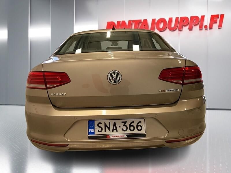 Käytetty VW Passat Comfortline 120 HP (88 kW) 2016 Sedan