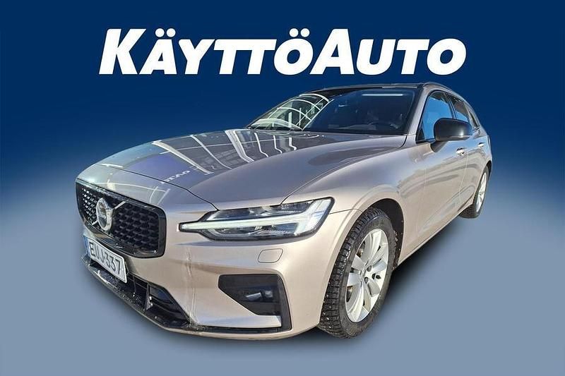 Käytetty Volvo V60 Business Edition 163 HP (119 kW) 2022 Farmari