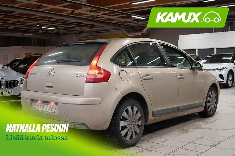 Käytetty Citroën C4 109 HP (80 kW) 2006 Sedan