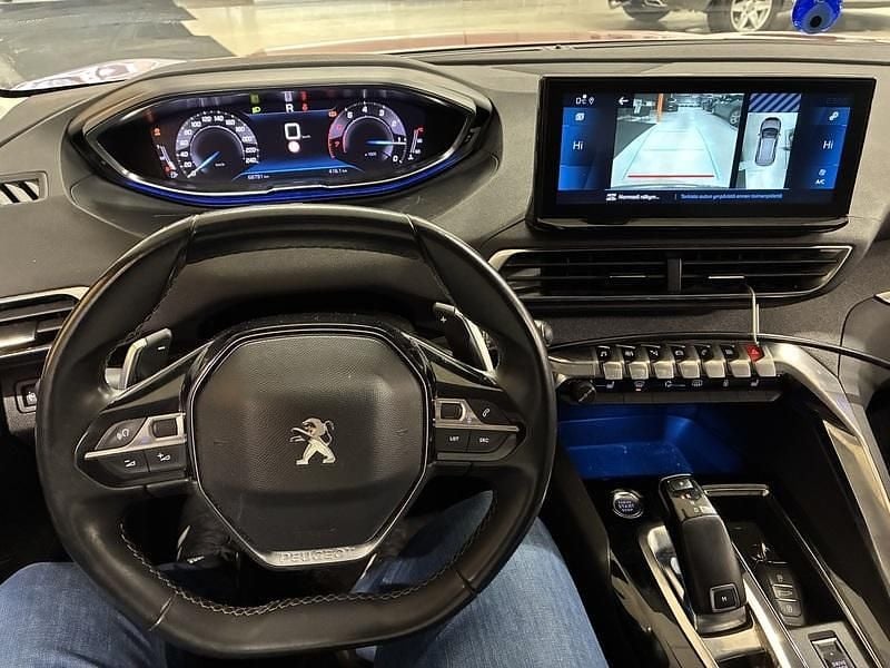 Käytetty Peugeot 3008 Allure 131 HP (96 kW) 2021 Katumaasturi