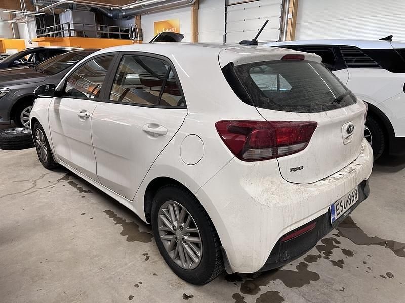 Käytetty Kia Rio EX 120 HP (88 kW) 2021 Viistoperä