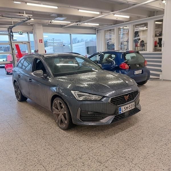 Harmaa Käytetty 2021 Cupra Leon Farmari | 22 800 € (Perustarjous) - Kuva 1/4