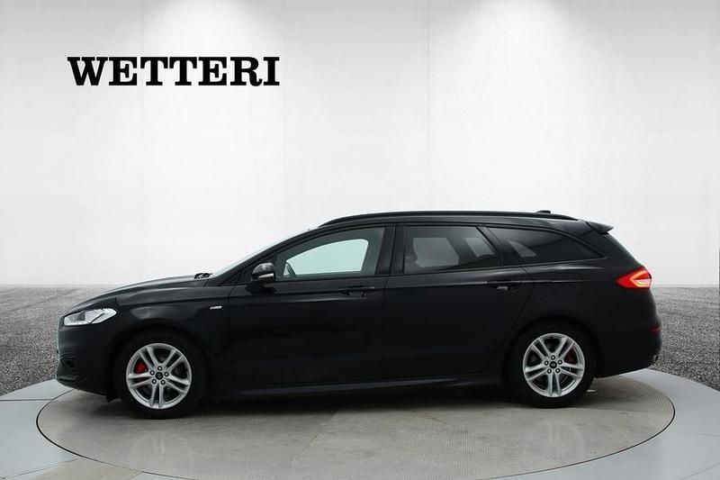 Käytetty Ford Mondeo ST-Line 186 HP (136 kW) 2022 Farmari