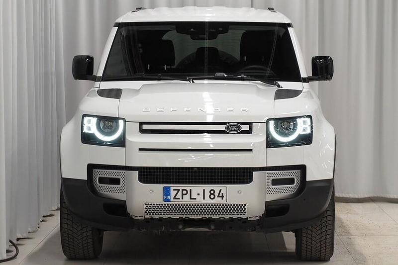 Käytetty Land Rover Defender S 301 HP (221 kW) 2025 Katumaasturi