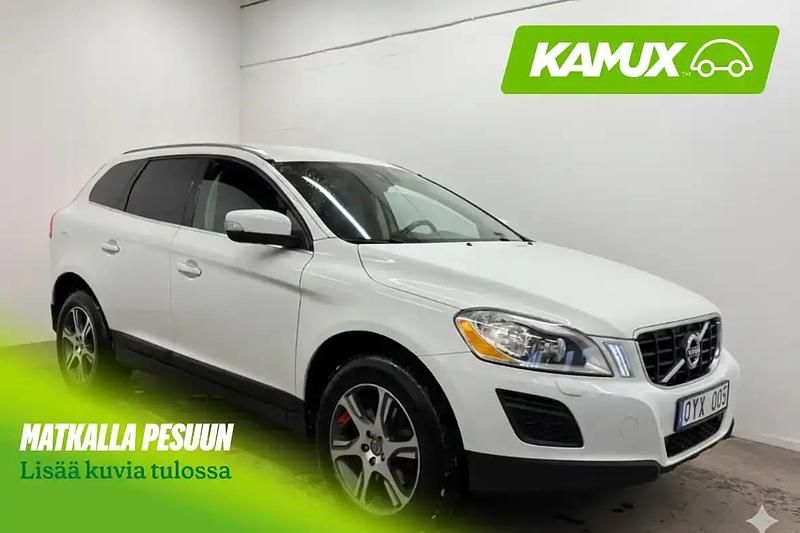 Valkoinen Käytetty 2012 Volvo XC60 Summum Katumaasturi | 16 990 € (Hyvä tarjous) - Kuva 1/4