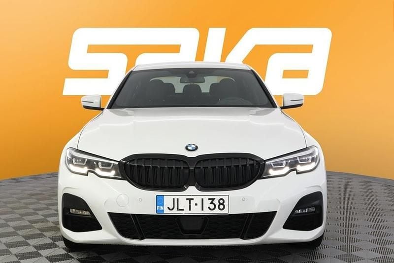 Käytetty BMW 330e Shadowline 292 HP (214 kW) 2021 Sedan