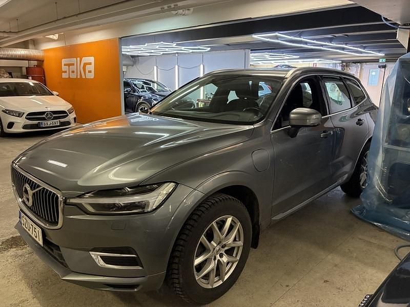 Käytetty 2020 Volvo XC60 Inscription Katumaasturi | 31 400 € (Perustarjous) - Kuva 1/4