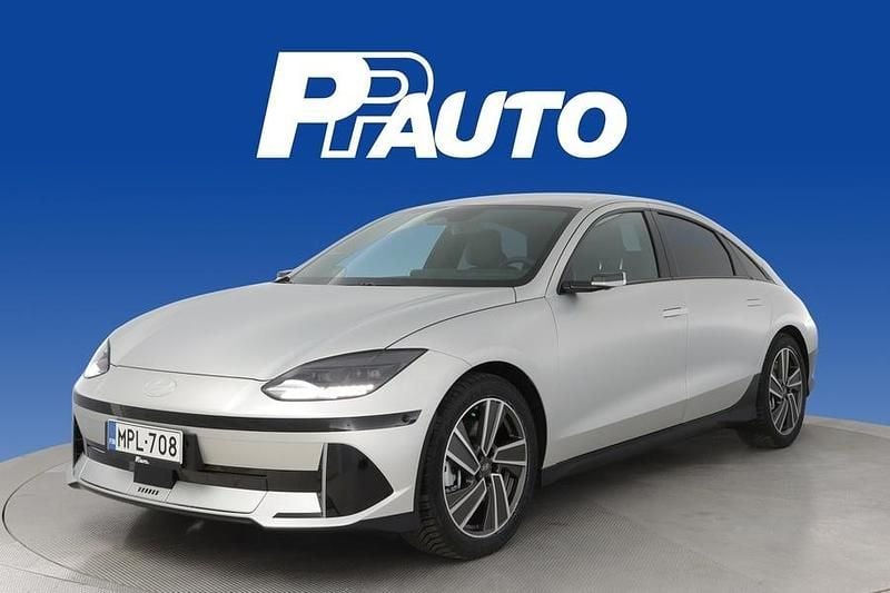 Harmaa Käytetty 2024 Hyundai Ioniq 6 Ultimate Sedan | 48 990 € - Kuva 1/4