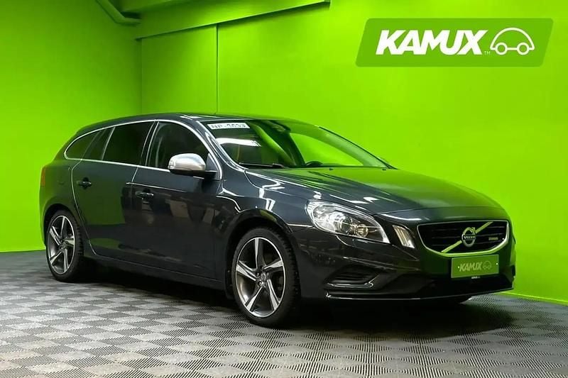 Hopea / harmaa Käytetty 2011 Volvo V60 R-Design Farmari | 14 790 € (Perustarjous) - Kuva 1/4