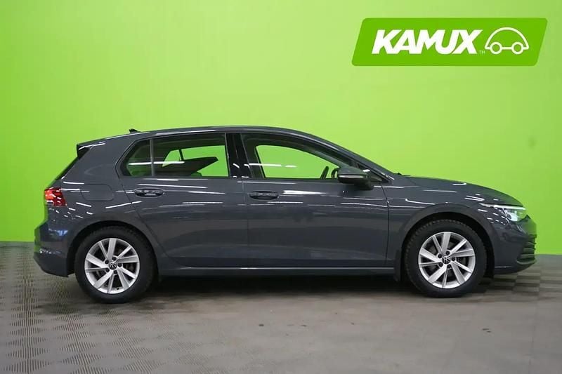 Käytetty VW Golf VII Edition 150 HP (110 kW) 2020 Hopea / harmaa Sedan