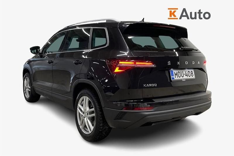 Käytetty Skoda Karoq Style 150 HP (110 kW) 2023 Musta Katumaasturi