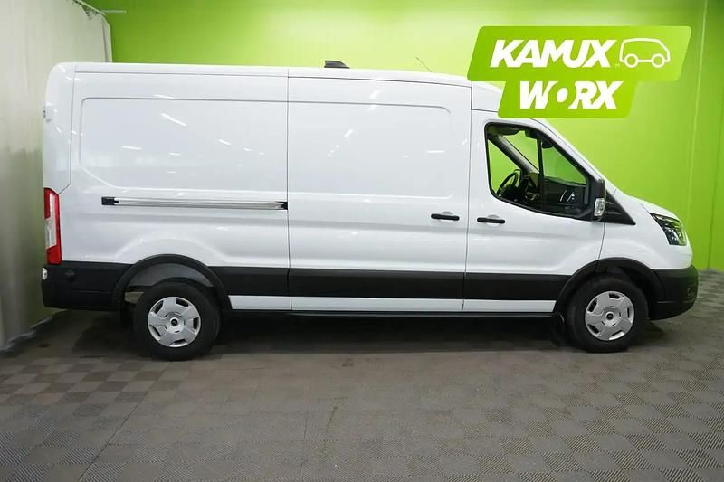Käytetty Ford Transit Trend 170 HP (125 kW) 2024 Valkoinen Van