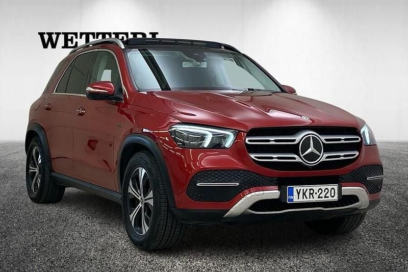 Punainen Käytetty 2020 Mercedes GLE350 Katumaasturi | 44 900 € (Supertarjous) - Kuva 1/4