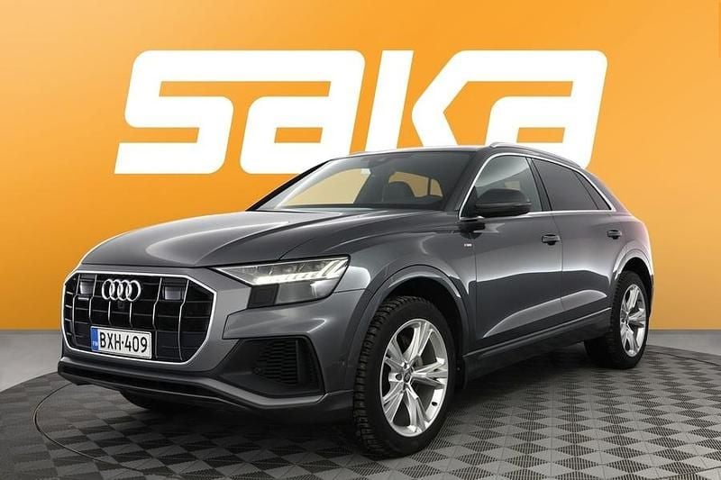 Käytetty Audi Q8 S-Line 286 HP (210 kW) 2019 Katumaasturi