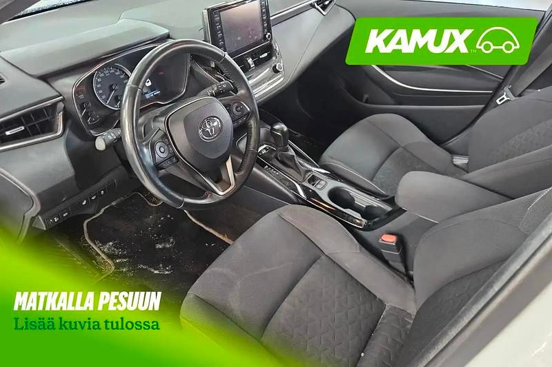 Käytetty Toyota Corolla Active 122 HP (89 kW) 2020 Valkoinen Farmari