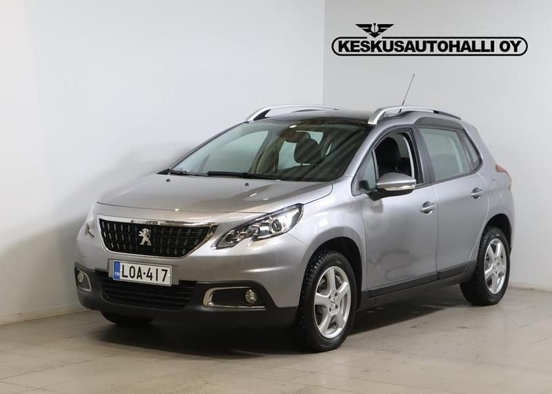Harmaa Käytetty 2017 Peugeot 2008 Active Katumaasturi | 12 800 € (Perustarjous) - Kuva 1/4