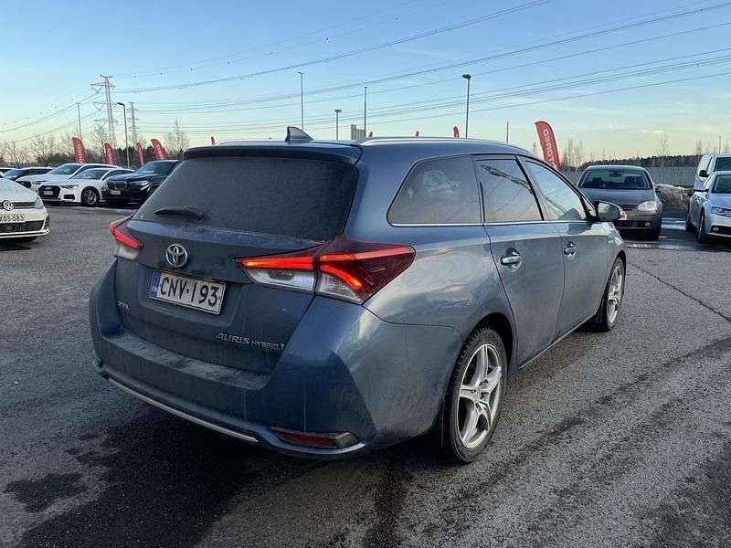 Käytetty Toyota Auris Touring Sports Active 99 HP (72 kW) 2015 Farmari