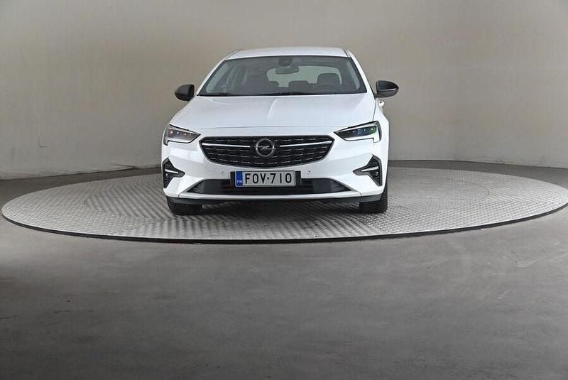Käytetty Opel Insignia Business 200 HP (147 kW) 2021 Farmari