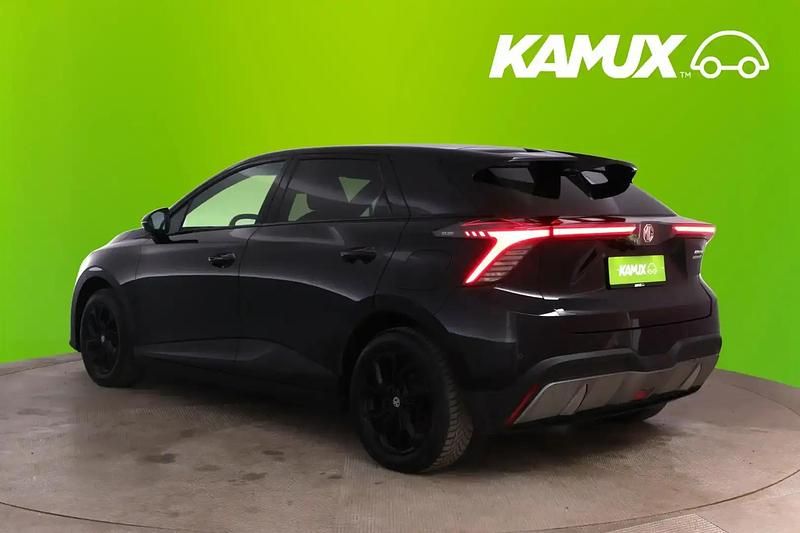 Käytetty MG MG4 EV Luxury 150 kW (204 HP) 2023 Musta Viistoperä