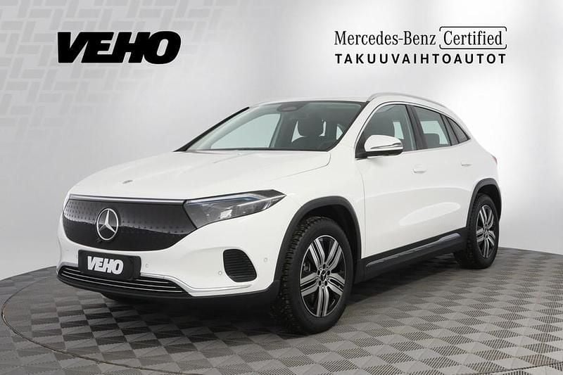 Käytetty Mercedes EQA300 Advanced Plus 167 kW (228 HP) 2024 Valkoinen Katumaasturi