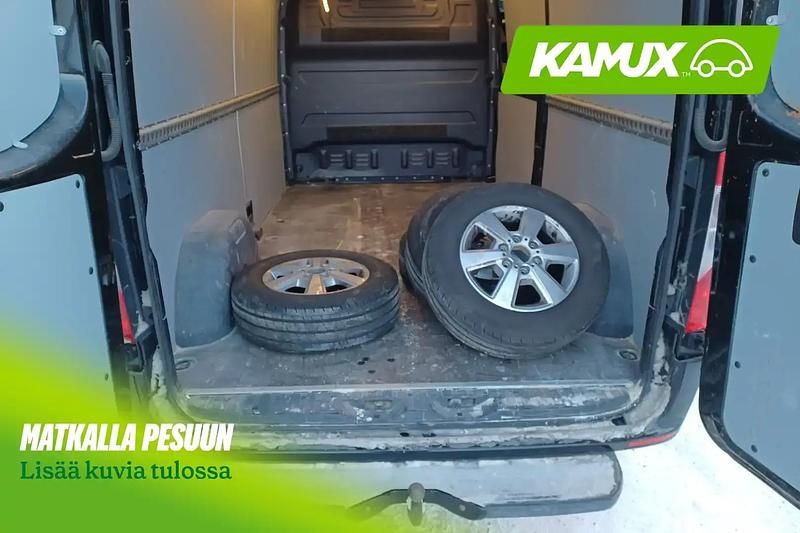 Käytetty Mercedes Sprinter 143 HP (105 kW) 2019 Musta Van