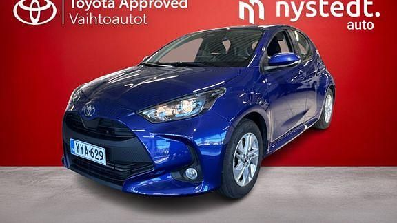 Sininen Käytetty 2024 Toyota Yaris Viistoperä | 22 490 € (Hieman kallis) - Kuva 1/4