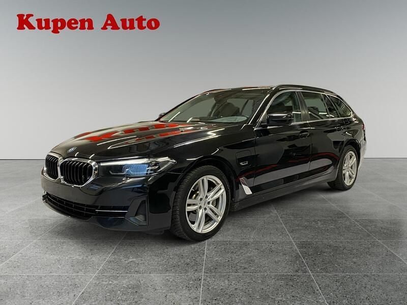 Käytetty BMW 530e 292 HP (214 kW) 2022 Farmari
