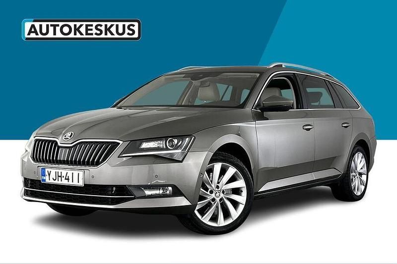 Vihreä Käytetty 2017 Skoda Superb Style Farmari | 25 890 € (Perustarjous) - Kuva 1/3