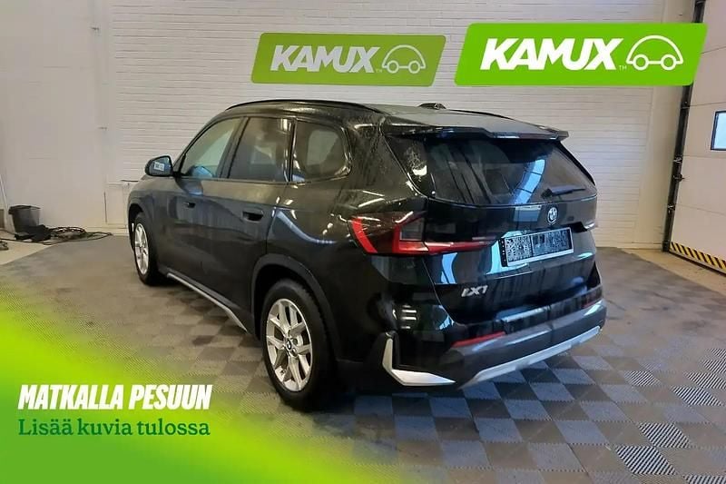 Käytetty BMW iX1 xLine 230 kW (313 HP) 2023 Musta Katumaasturi