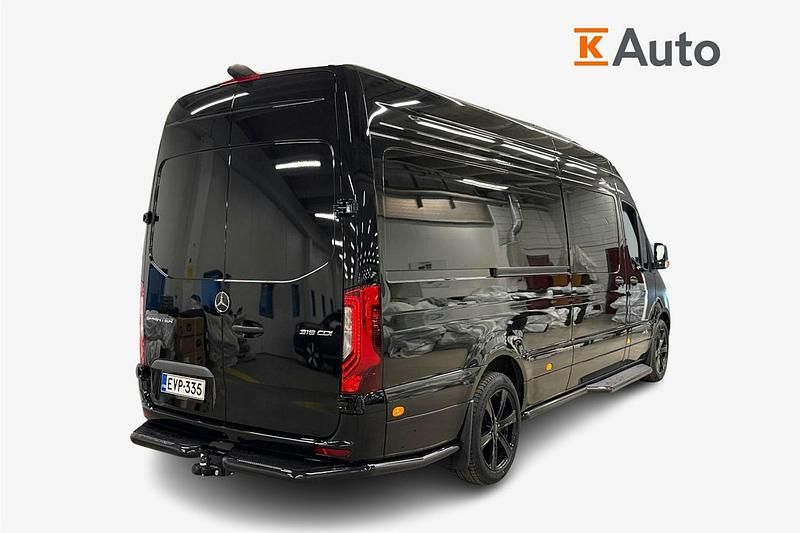 Uusi Mercedes Sprinter 188 HP (138 kW) 2025 Musta Van