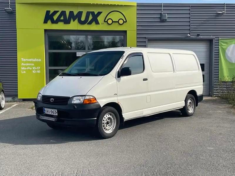 Käytetty Toyota HiAce 88 HP (64 kW) 2005 Valkoinen Van