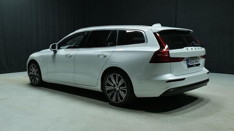 Käytetty Volvo V60 Performance 456 HP (335 kW) 2023 Farmari