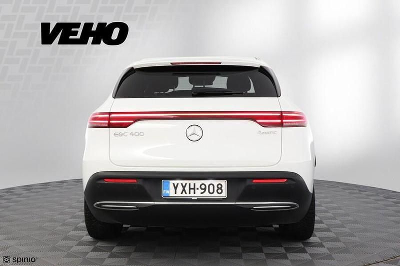 Käytetty Mercedes EQC400 300 kW (408 HP) 2020 Katumaasturi