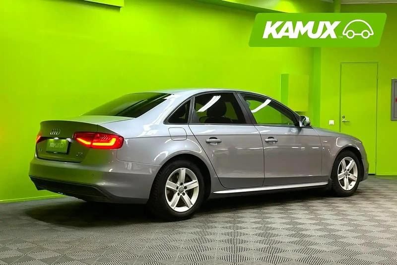 Käytetty Audi A4 S-Line 150 HP (110 kW) 2015 Hopea / harmaa Sedan