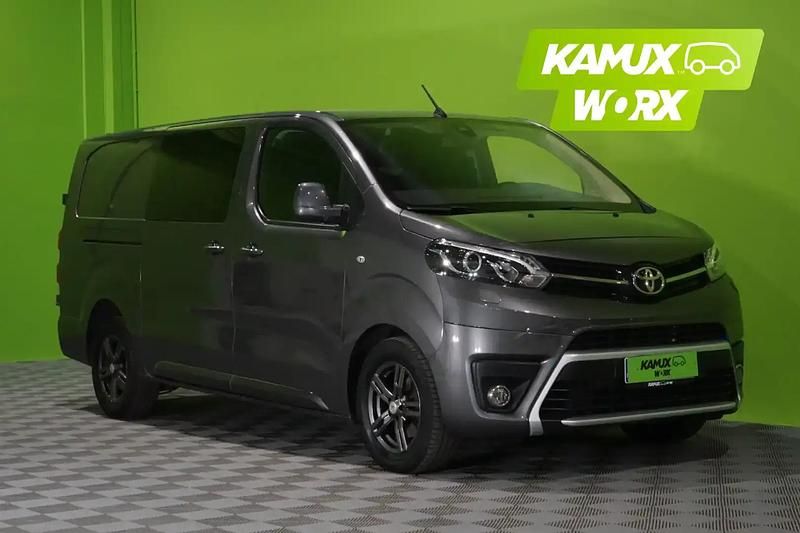 Hopea / harmaa Käytetty 2018 Toyota Proace Tila-auto | 19 800 € (Perustarjous) - Kuva 1/4