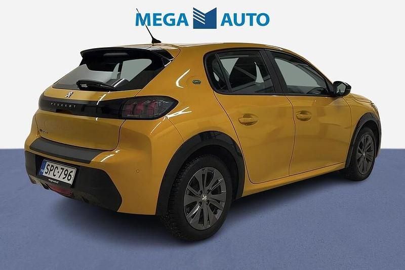 Käytetty Peugeot e-208 Active 100 kW (136 HP) 2023 Keltainen Viistoperä