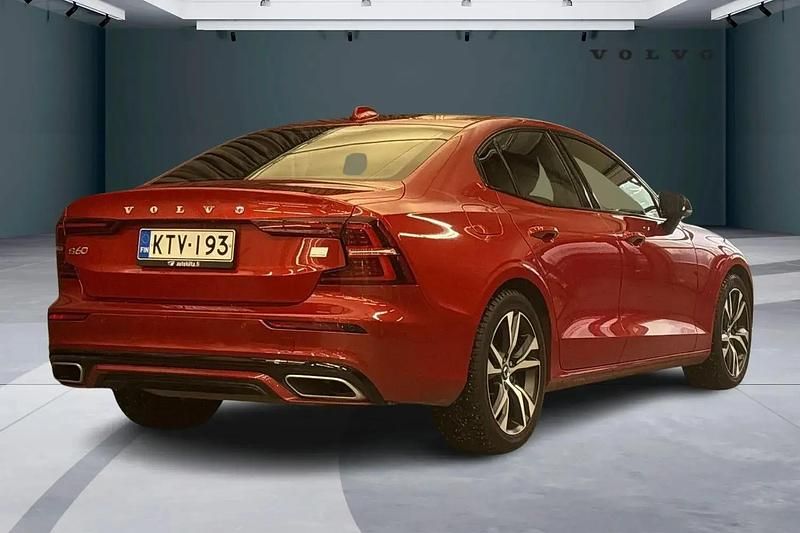 Käytetty Volvo S60 Business Edition 392 HP (288 kW) 2021 Fusion red Sedan