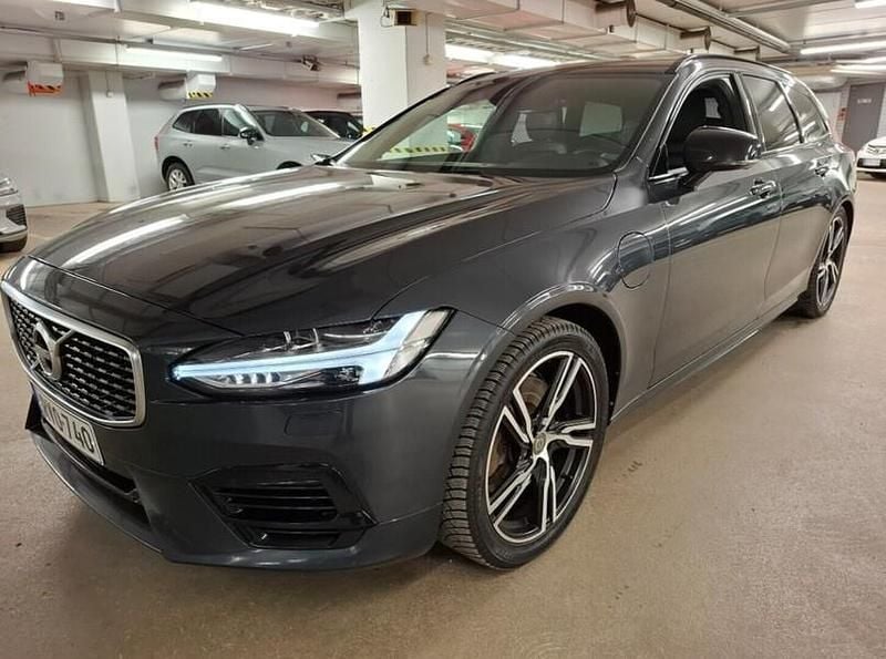 Harmaa Käytetty 2020 Volvo V90 R-Design Farmari | 28 800 € (Perustarjous) - Kuva 1/4