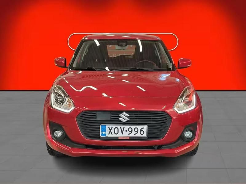 Käytetty Suzuki Swift GLX 90 HP (66 kW) 2018 Viistoperä