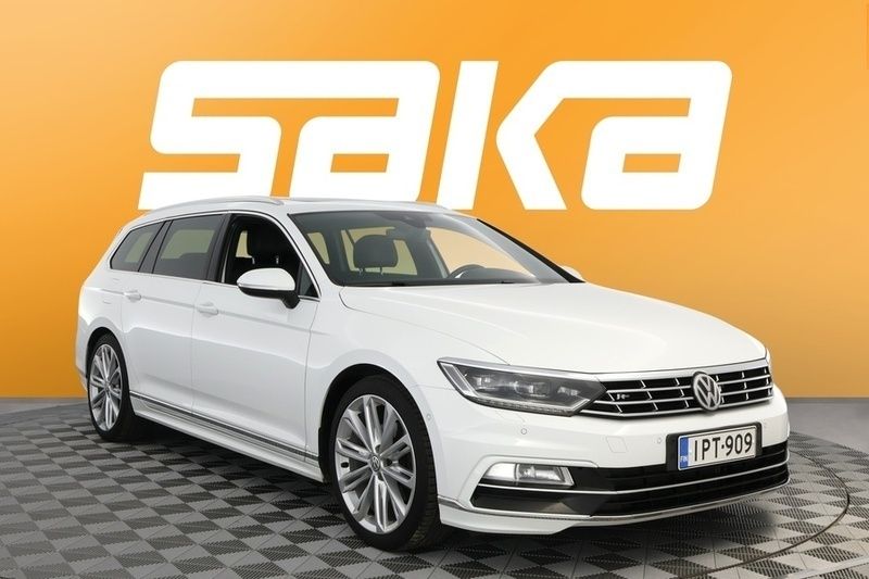 Valkoinen Käytetty 2019 VW Passat R-line Farmari | 18 790 € (Perustarjous) - Kuva 1/3