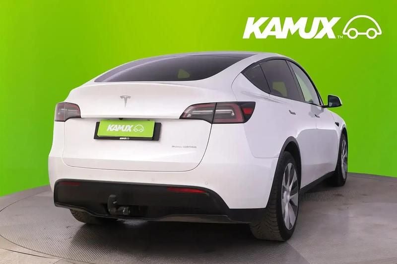 Käytetty Tesla Model Y 258 kW (351 HP) 2021 Valkoinen Katumaasturi